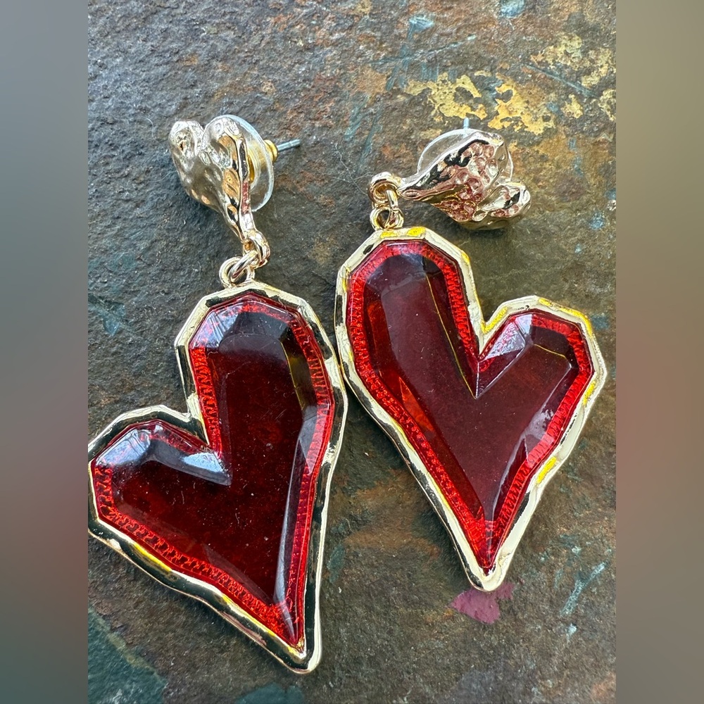 Heart Earrings NWOT